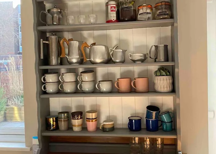 2 Bed House, Garden, Parking, Close To Centre Apartamento *