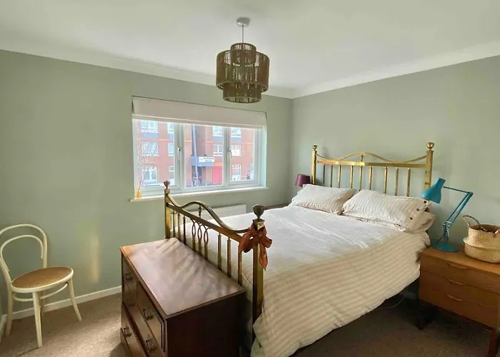 2 Bed House, Garden, Parking, Close To Centre Apartmán Bristol